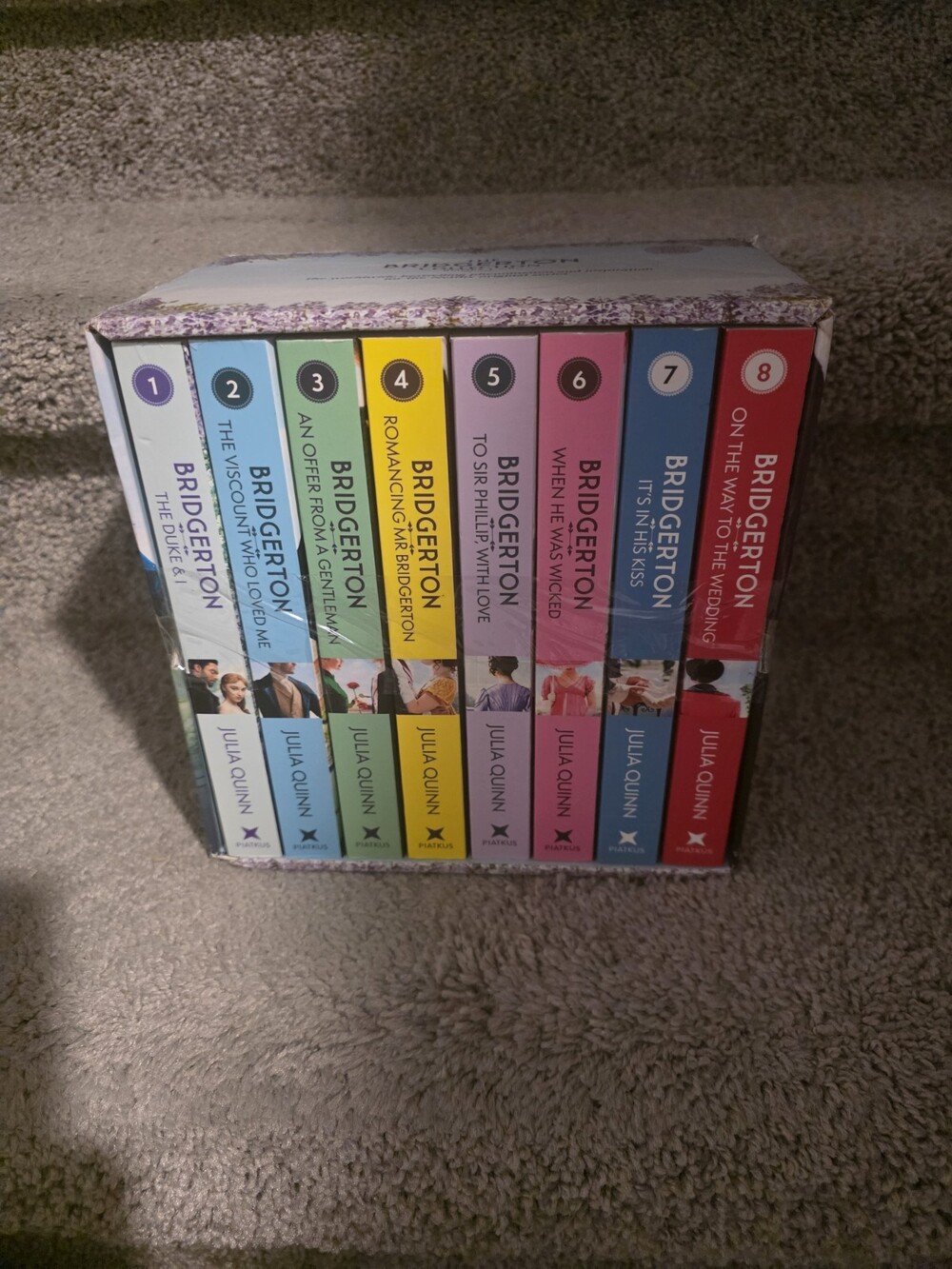 Bridgerton 1-8 Book Set Collection by Julia Quinn Paperback USA STOCK. InEnglish